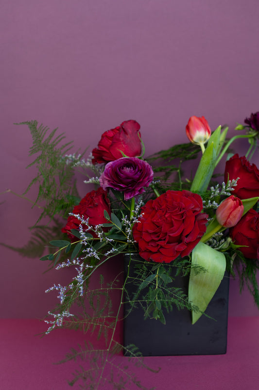 PREORDER Valentine's Day 2026 - Floral Arrangement in Ceramic