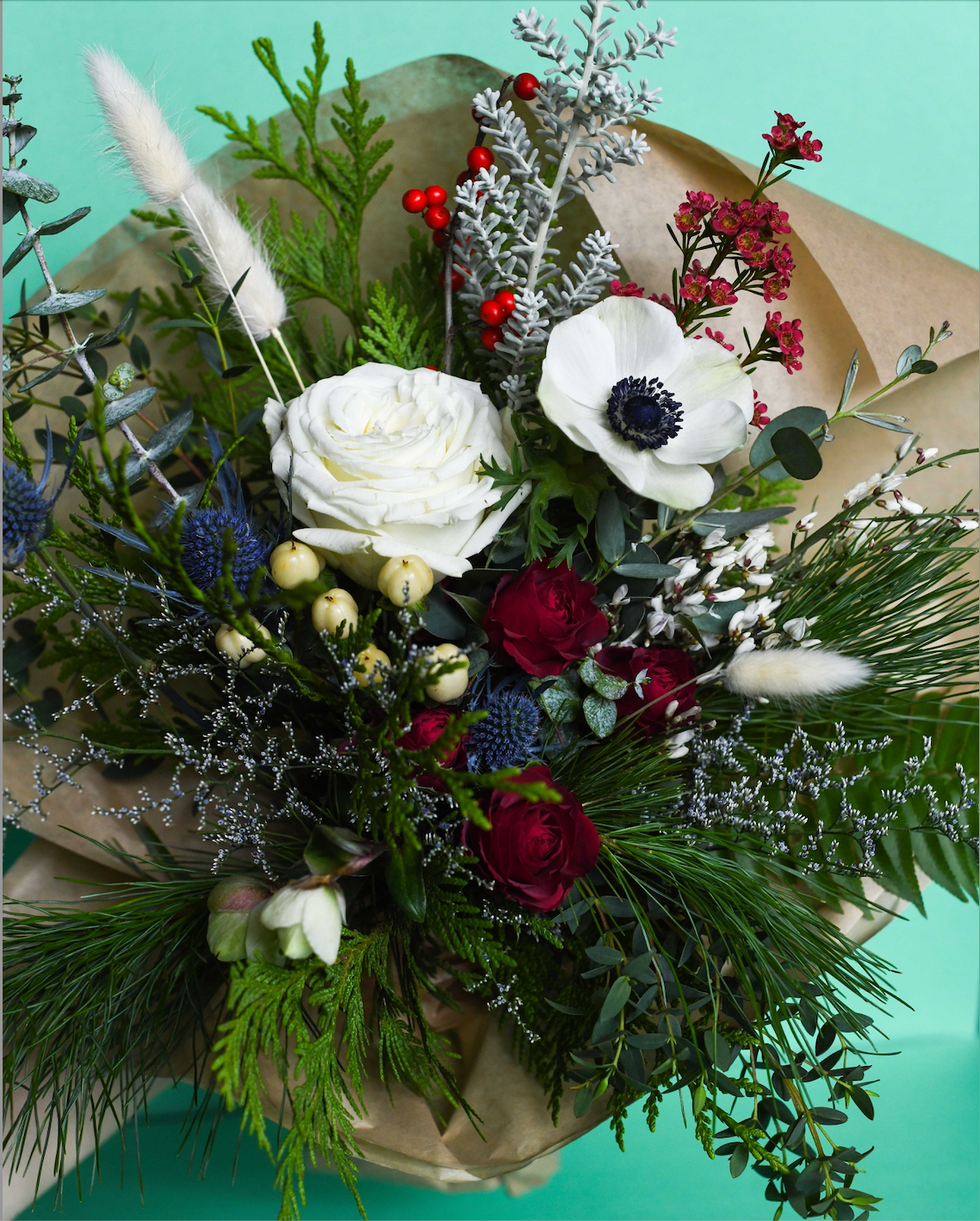 HOLIDAY PREORDER 2025 : Hand Tied Bouquet